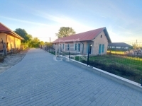 Vânzare duplex Ócsa, 77m2